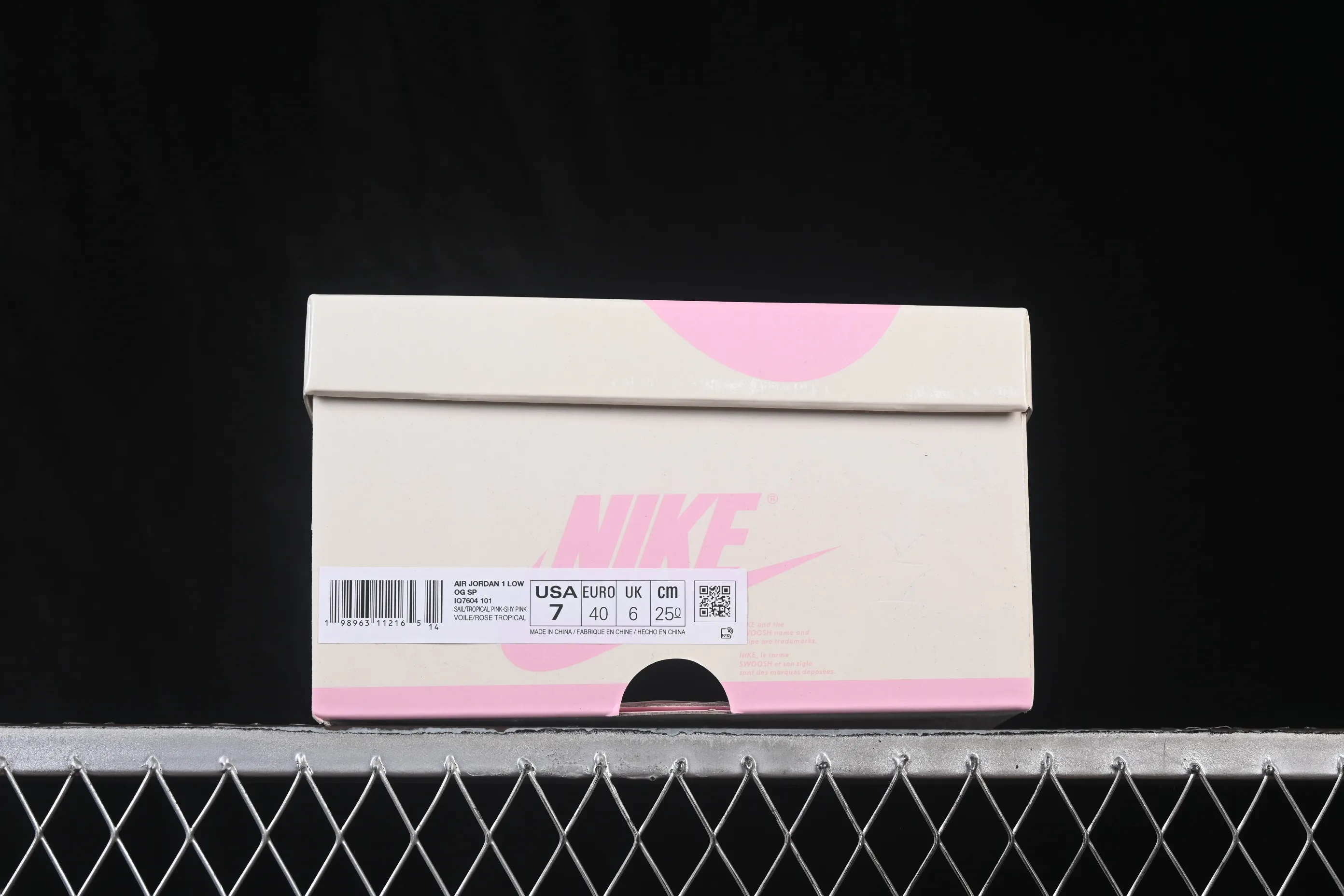 All categories Air Jordan Jordan series basketball shoes Air Jordan 1 Low LJR version Travis Scott x Air Jordan 1 Low OG AJ1 Joe 1 joint undercut IQ7604-101
